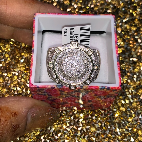 10k Solid Gold Baguette Real diamond circle custom made ring, FREE APPRAISAL WOW - Picture 7 of 14